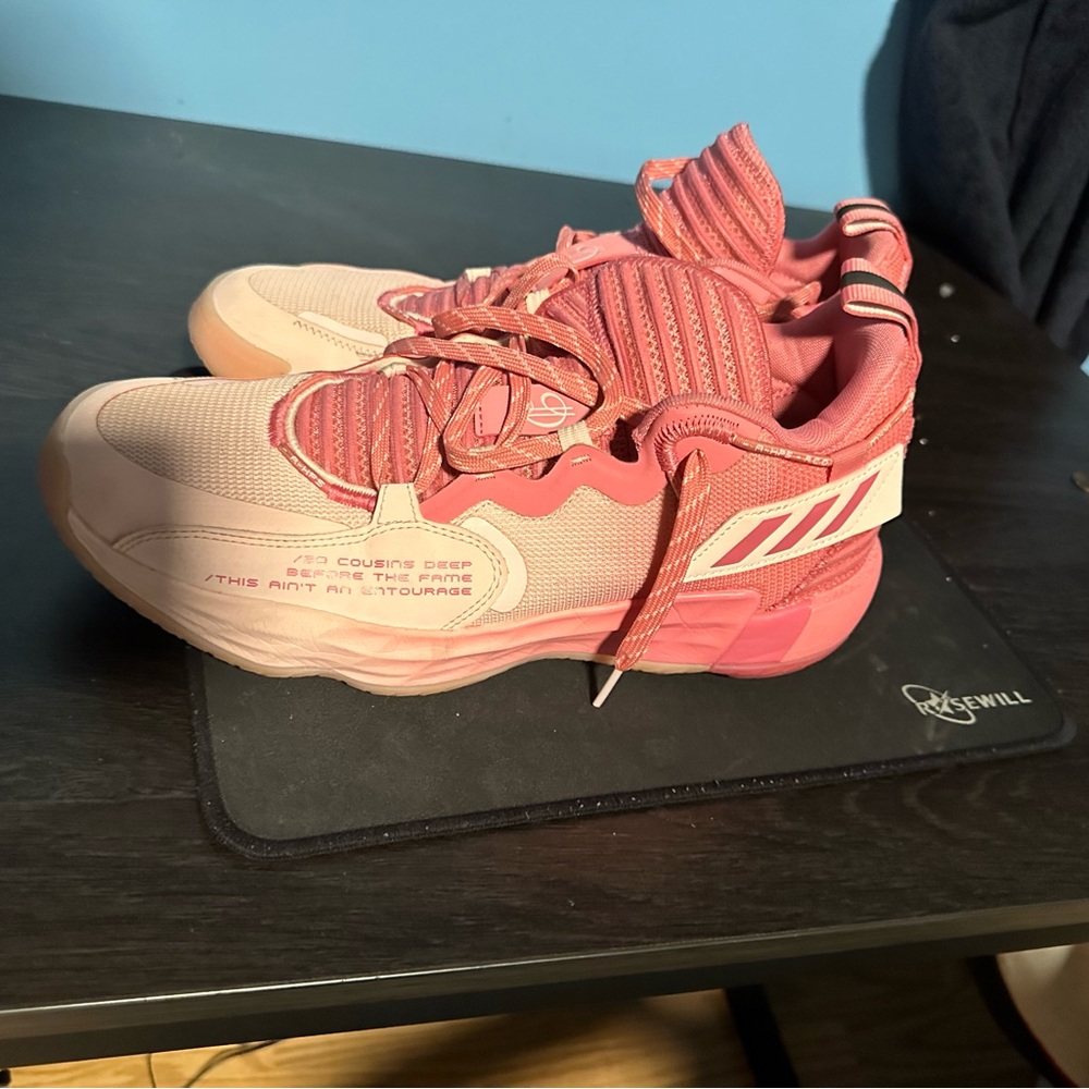 DAME 7 EXTPLY BASKETBALL SHOES